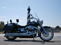 More pictures of Quick Release Hard Saddlebags for Softail Deluxe: